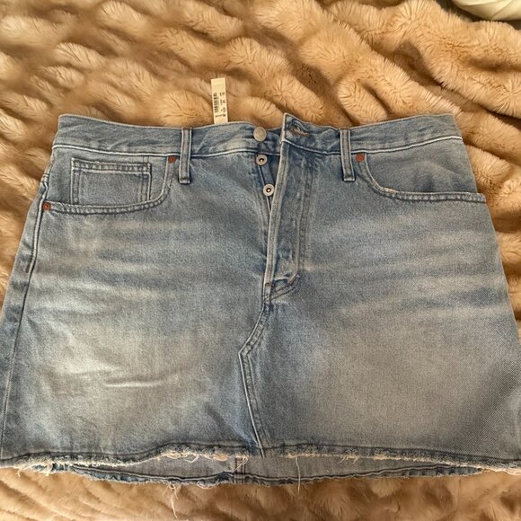 Madewell Dresses & Skirts - Madewell Denim Skirt Size 32 NWT 16" length